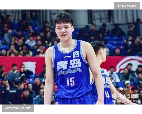 杨瀚森惊艳防守!篮下大帽封锁对手进攻,强力补防助队保优势(2006年杨翰) 杨瀚森惊艳防守!篮下大帽封锁对手进攻,强力补防助队保优势(2006年杨翰)