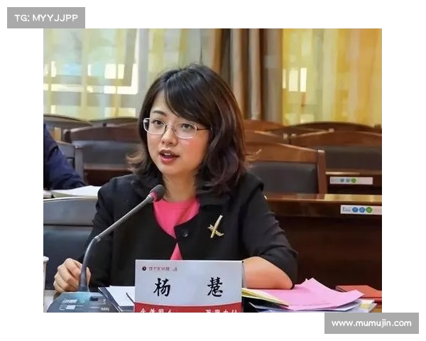 省委书记与省长考察后,卫健委女书记杨慧为何突然跌落马下? 省委书记与省长考察后,卫健委女书记杨慧为何突然跌落马下?