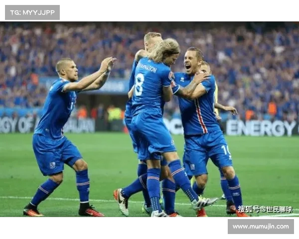 欧洲国家联赛冰岛西于尔兹松远射中柱